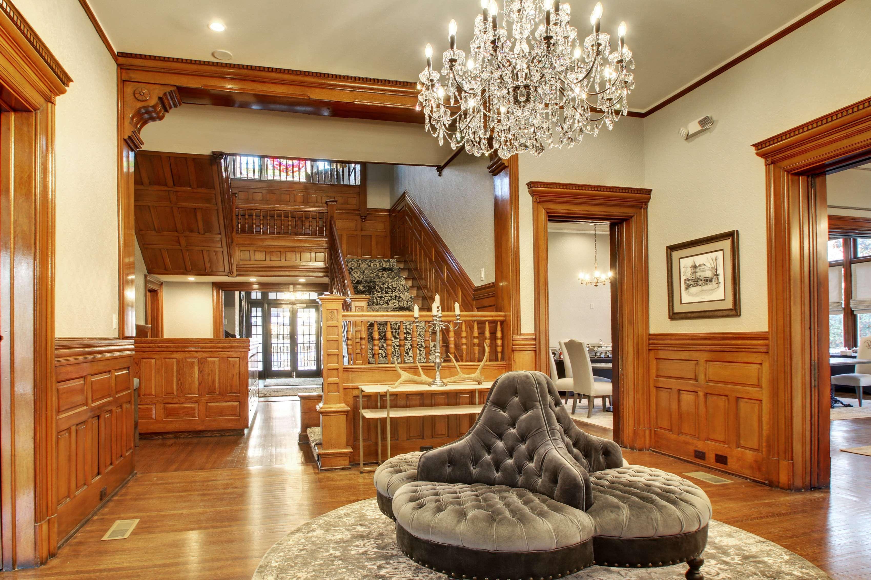 Hotel Finial BW Premier Collection Oxford - Anniston Dalaman gambar